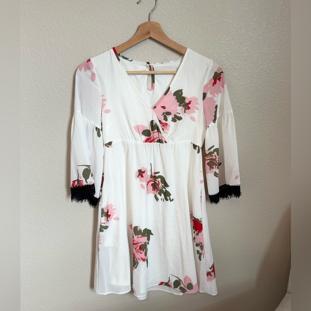 Candie's 🍬 Babydoll Dress White and Pink Floral Pattern